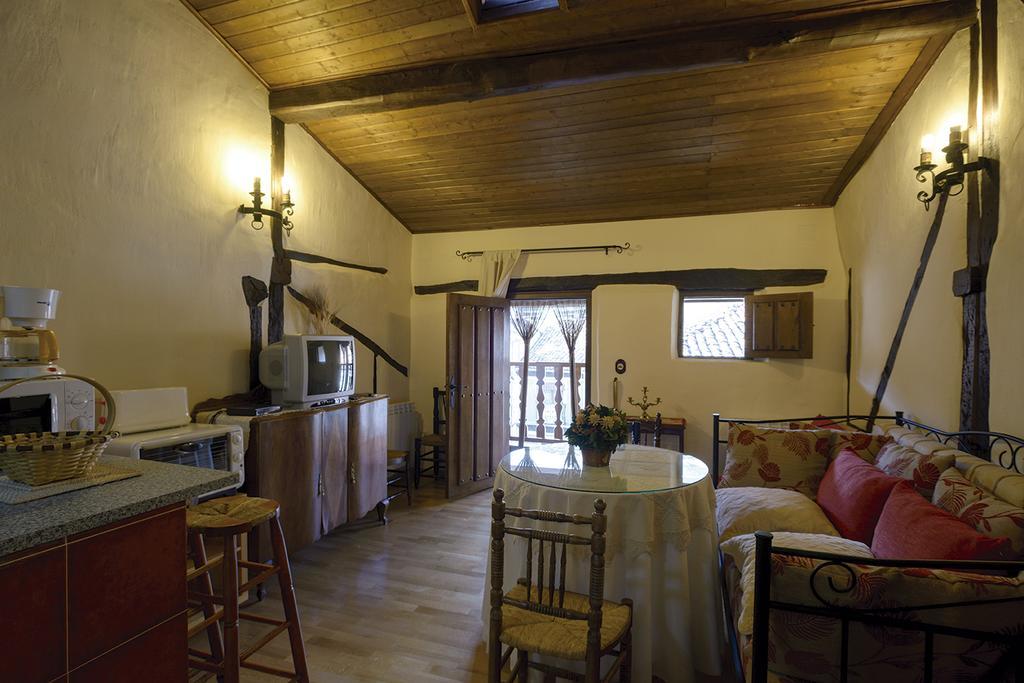 Apartamentos Rurales Tia Josefa Tornavacas Eksteriør bilde